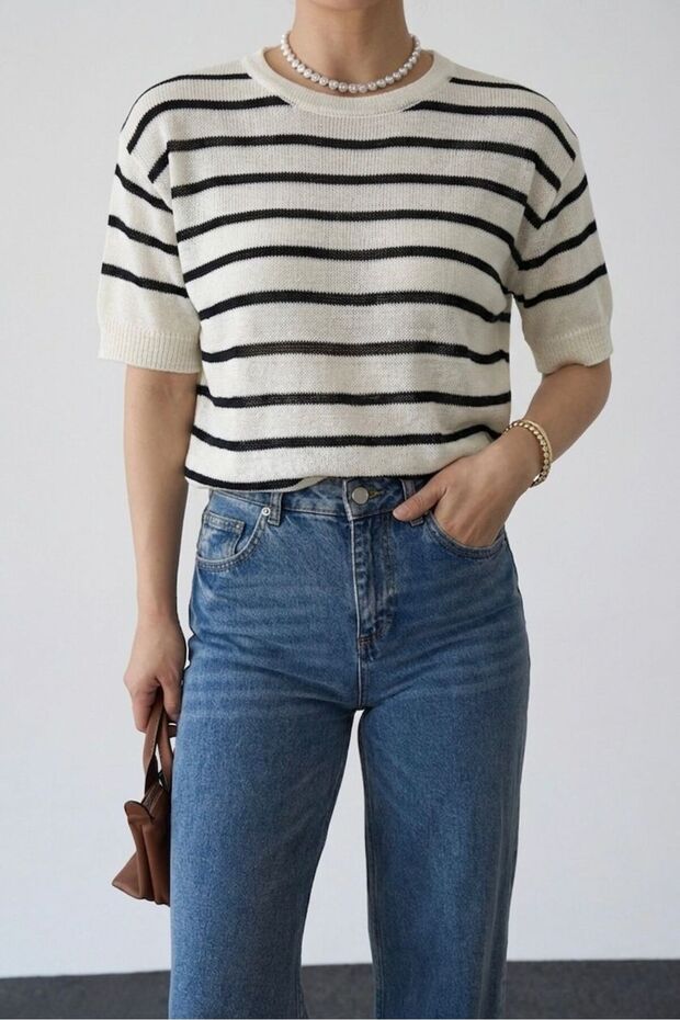 Women's Turquoise Short-Sleeved Striped Stylish Summer Sweater