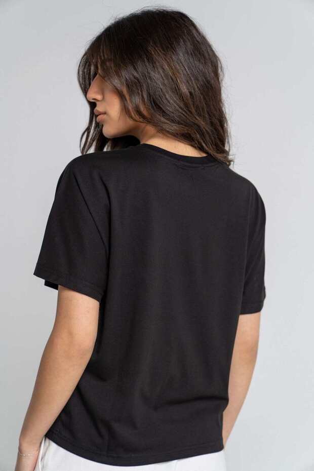 Plus Size Short Sleeve Solid Blouse - 4