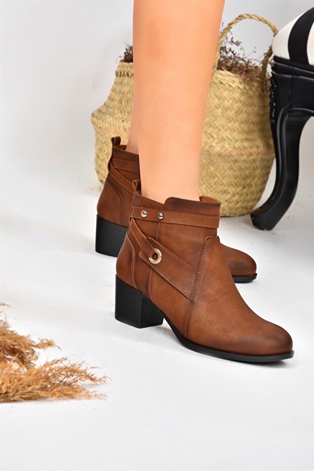 Tan Thick Heeled Women's Boots L674155009
