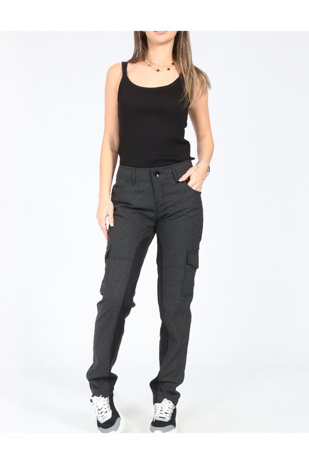 Pantaloni, Gri inchis