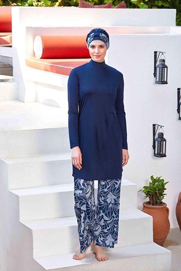 4-Piece Hijab Swimsuit with Patterned Trousers