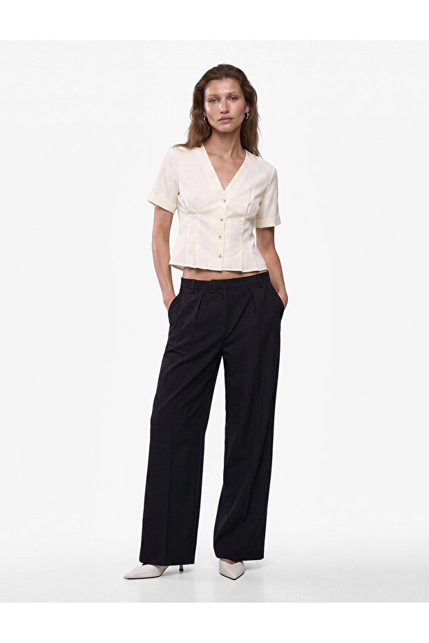 Cotton V-Neck Buttoned Pleated Short Sleeve Waist Accented Peplum Blouse