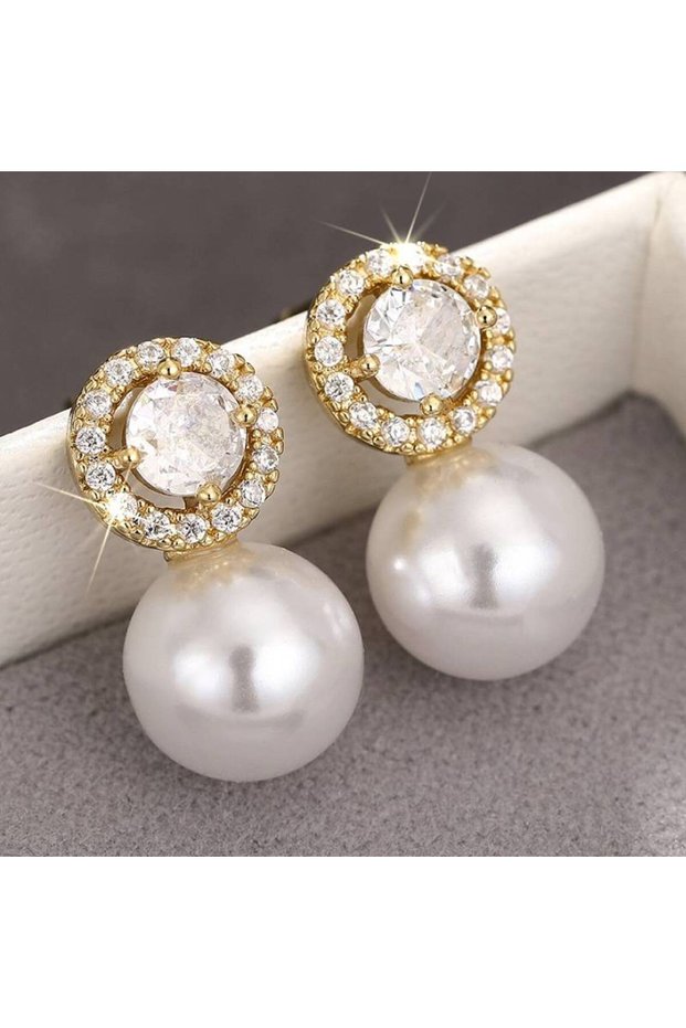 E3987 Huitan Imitation Pearl Lady Stud Earrings Elegant Female Accessories for Party Engagement Tren