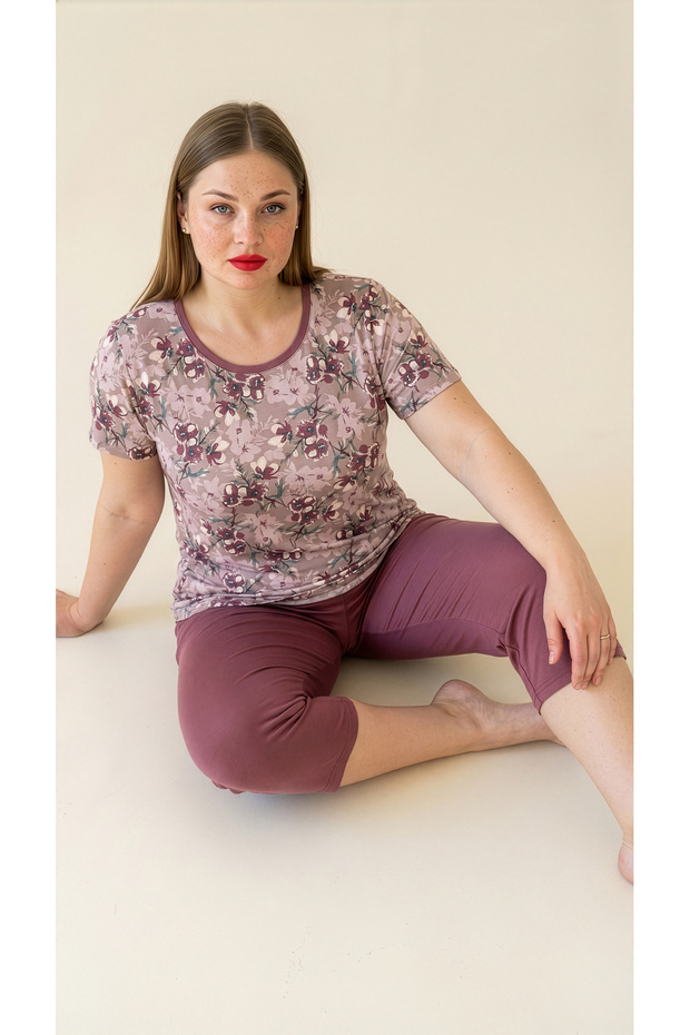Multi-Colored Patterned Viscose Short Sleeve Plus Size Capri Set - 2