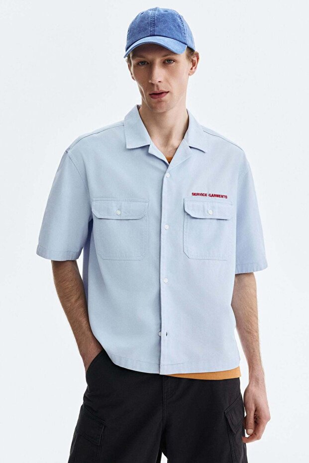 Relaxed Fit short-sleeved utility shirt