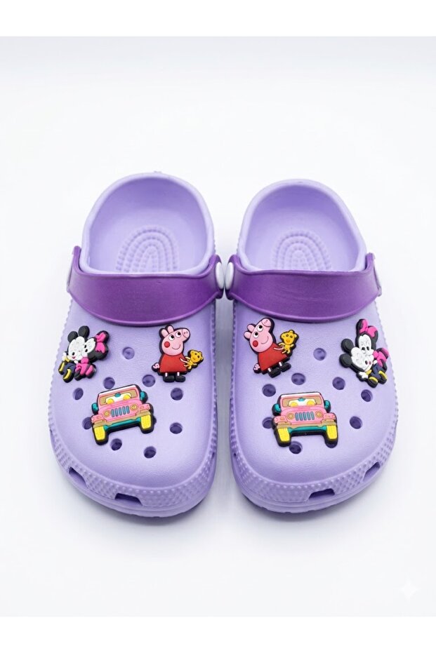 Children's Sandal Style Lightweight Slippers with Badge (Decorations May Vary)