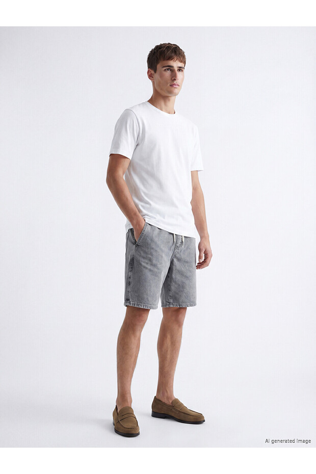 Nevavm Loose Fit Men's Jean Shorts with a Difference