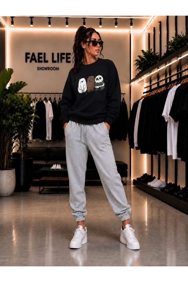 Unisex Wide Cut Zero Necklace and Sweatpants 3-Piece Printed Set