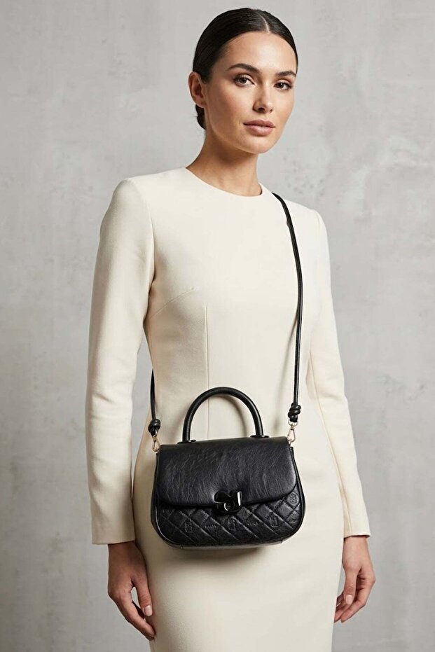 26Yc3053 Women's Shoulder Bag Black