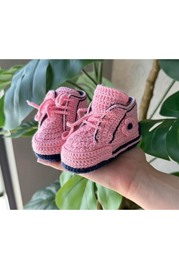 3-6 Months (10 cm) Hand Knitted Baby Booties