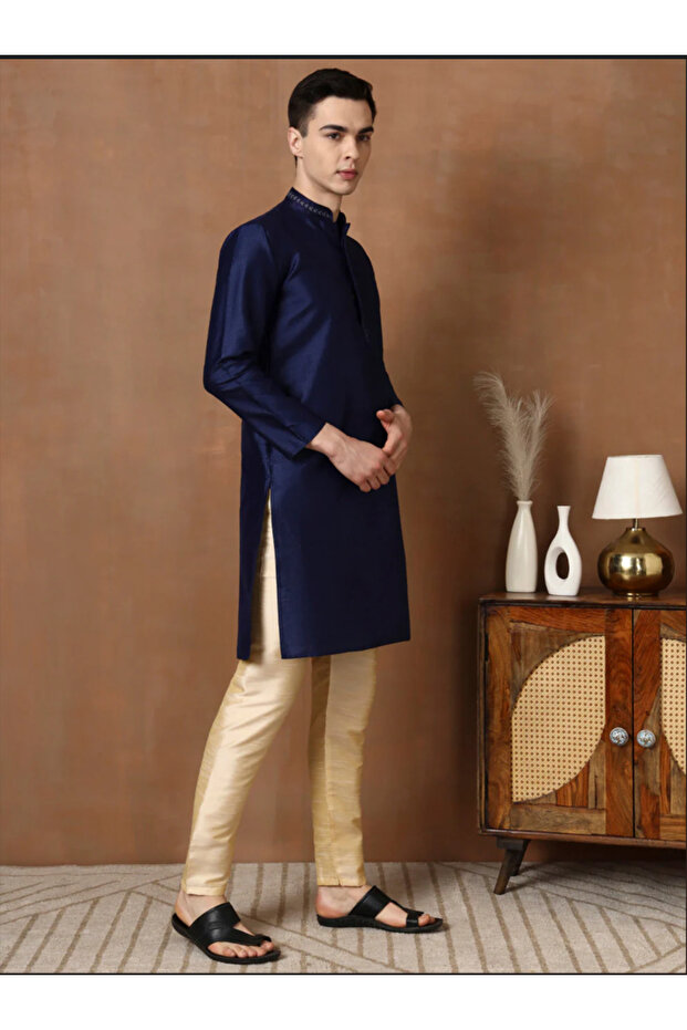 Mens Self Design Jacquard Silk Kurta Set