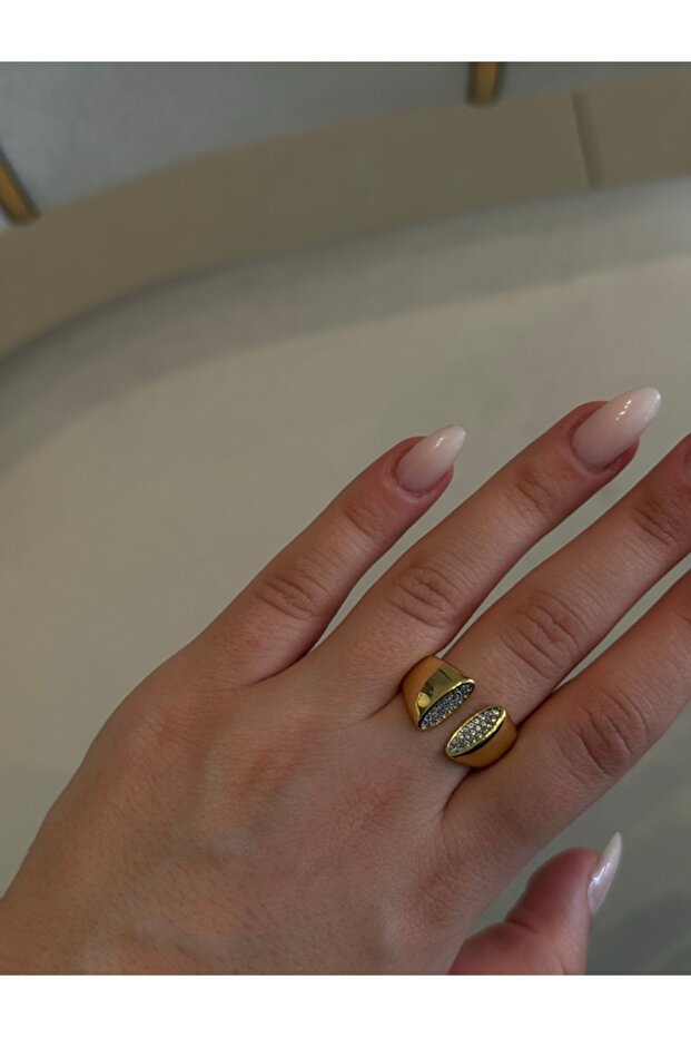 Shuttle Patterned Ring - 1