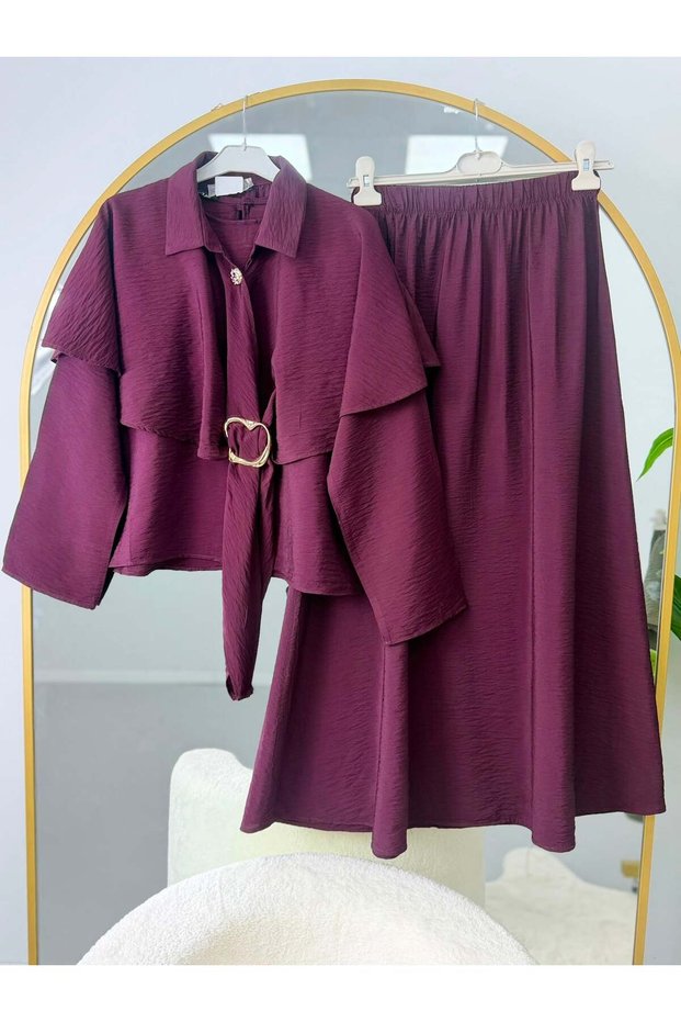 Pelerin Gold Buckle Detailed Skirt Suit Purple