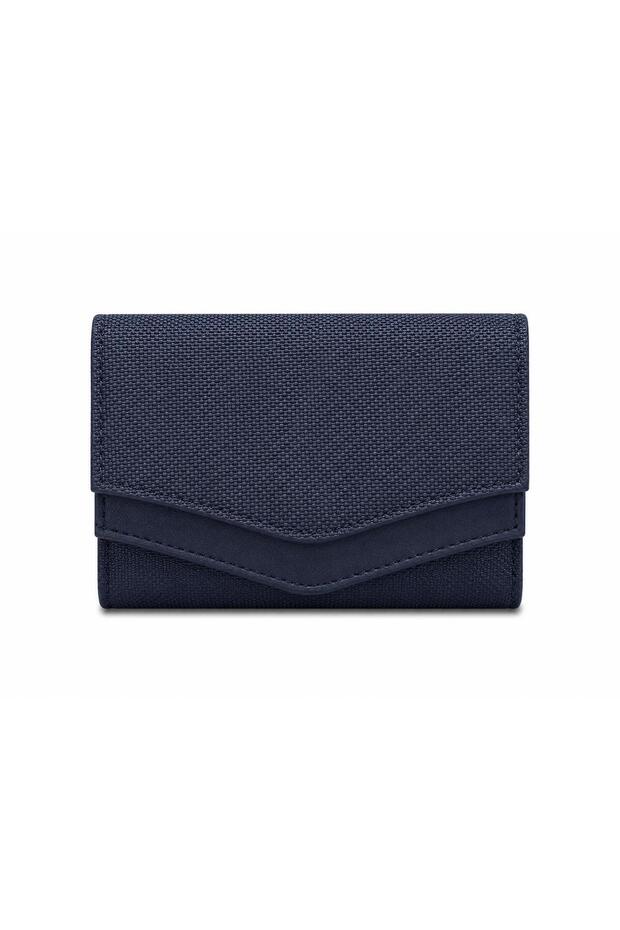 Elegantly Designed Multi-Compartment Women's Wallet