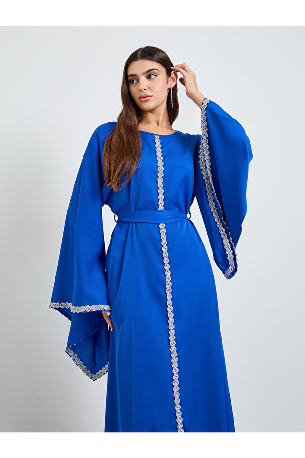 Blue Embroidered Long Sleeves Kaftan