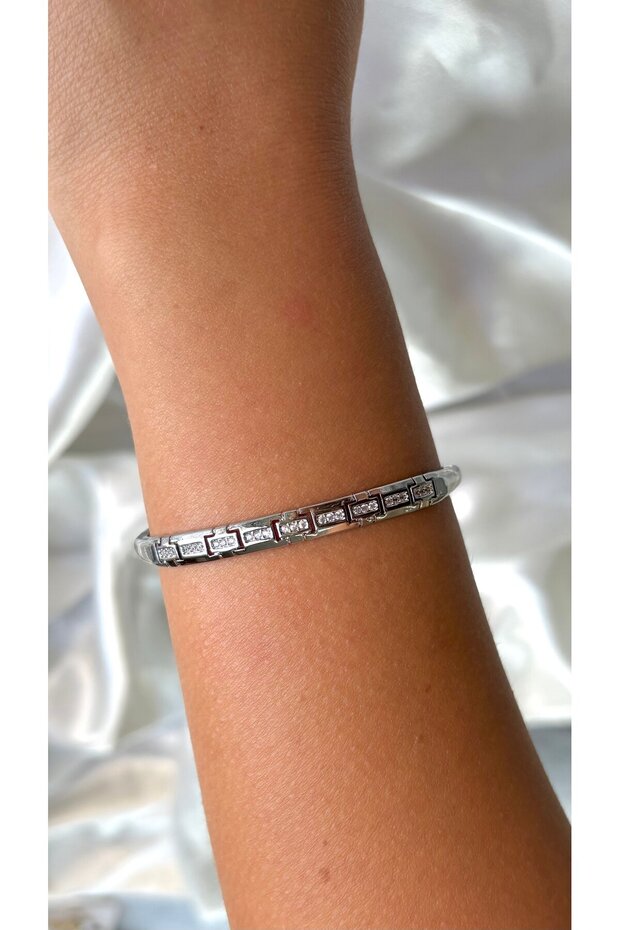 Women's Silver Color Stone Modern Design Handcuff Bracelet