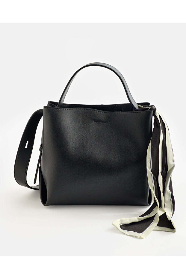 Women Black Bucket Bag