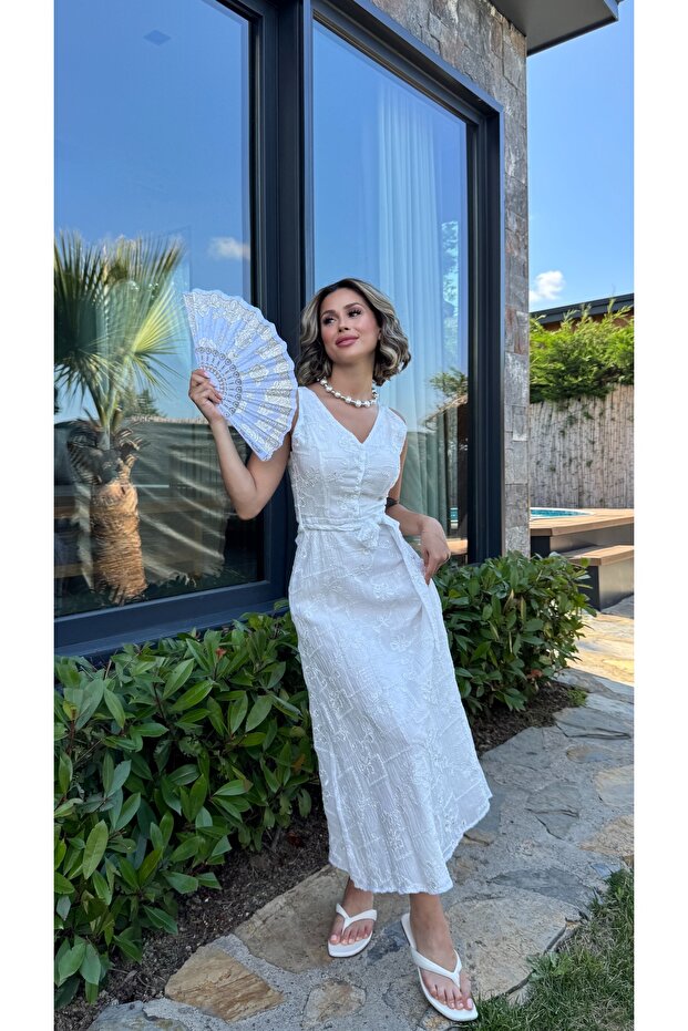 Elegant Midi Dress