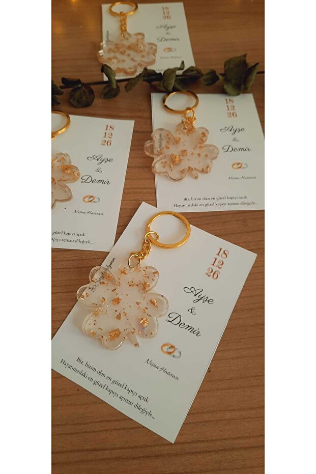 10 Pieces Clover Keychains Wedding,Engagement,Nikah, Marriage, Bride to Be Gifts