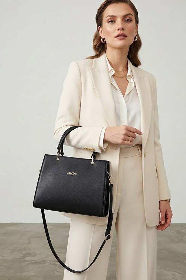 355-26Y Women's Shoulder Bag Black