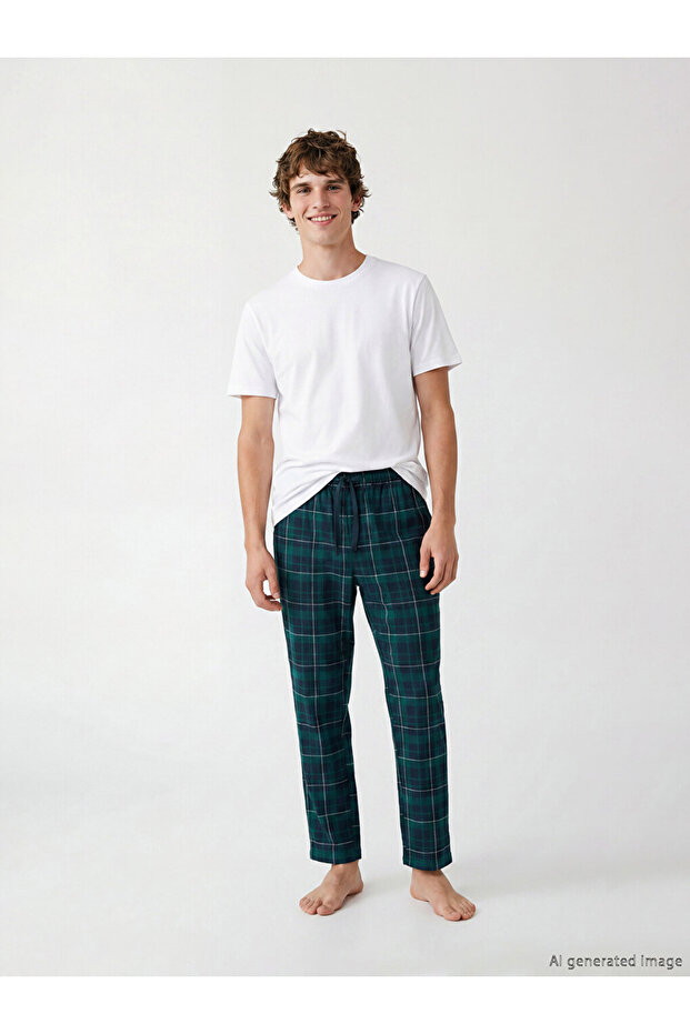 Green Standard Fit Fleece Men's Pajama Bottoms