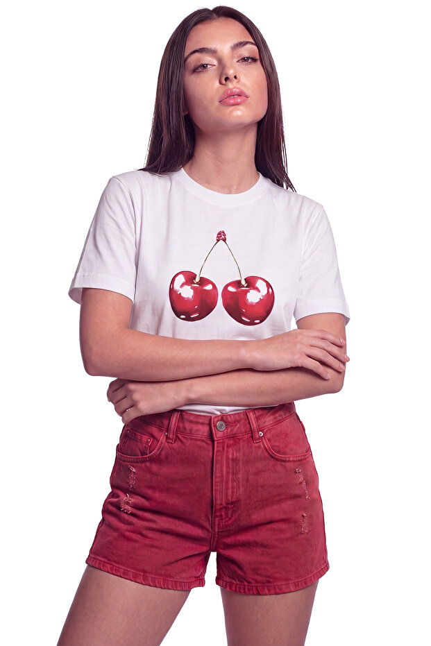 Women's Cherry Cherry Printed Relaxed Fit T-Shirt White