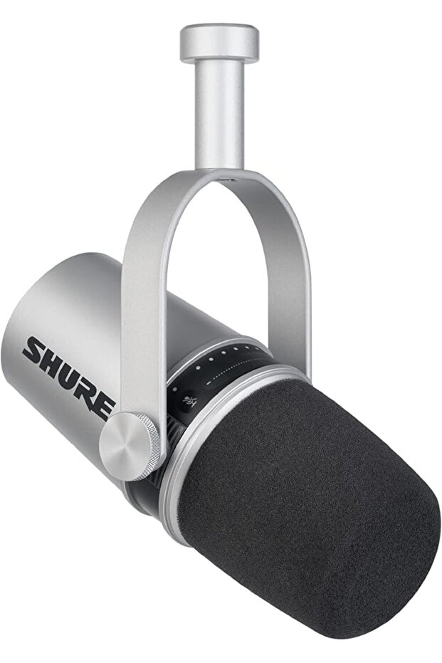 Shure MV7i Smart Podcast Microphone + Built-in Audio Interface– Equipment Bundle with 2 Channels for
