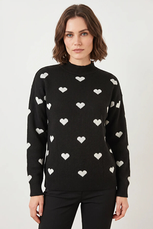 Women's Heart Patterned Knitwear Black and White Sweater