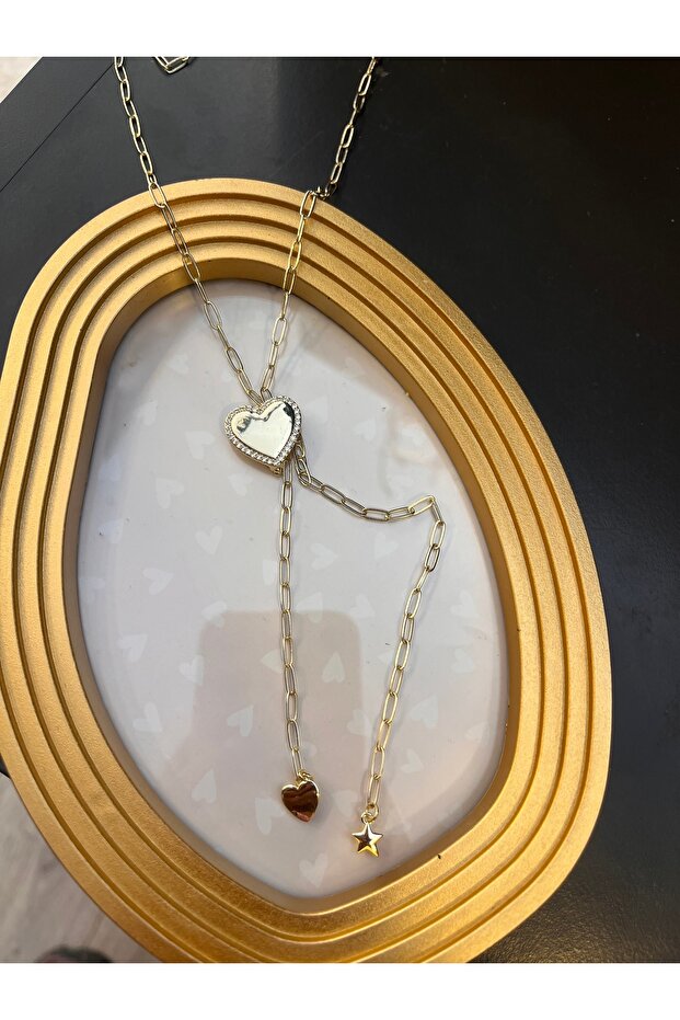 Low-Cut Heart Necklace