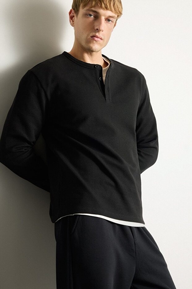 Regular Fit Waffle Textured Henley Collar Long Sleeve Basic T-Shirt I2067Ax26Au