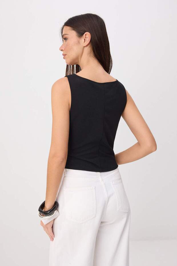Siyah Düz Fitted Kayık Yaka Kalın Askılı Kolsuz Scuba Krep Örme Bluz TWOSS26BZ00736 - 4