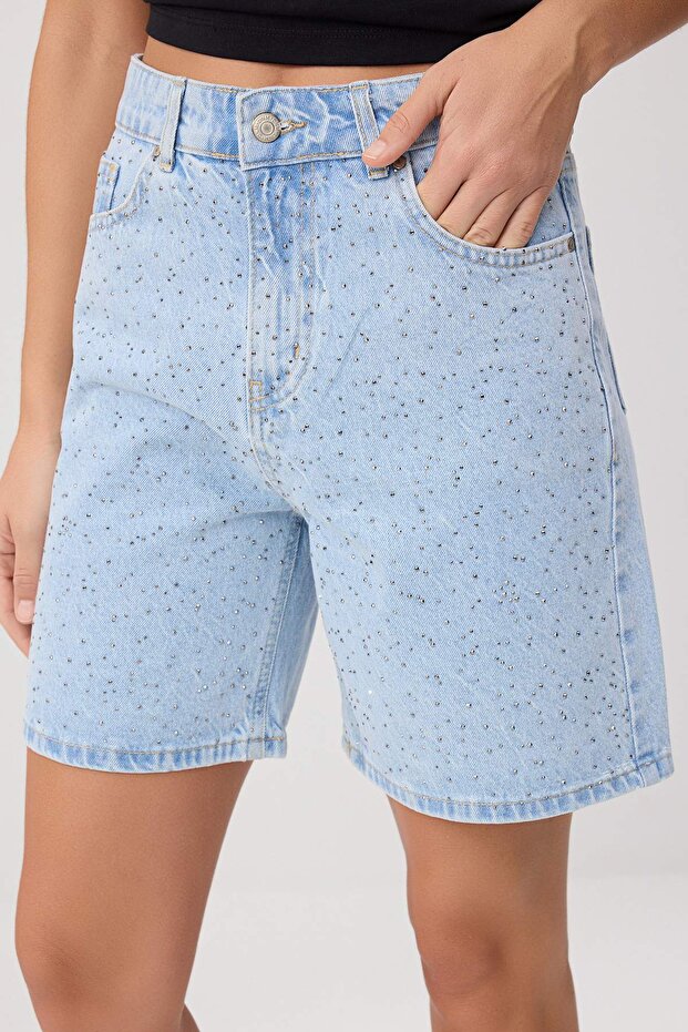 Mavi Taş Detaylı Yüksek Bel Denim Bermuda TWOSS26SR00242 - 3