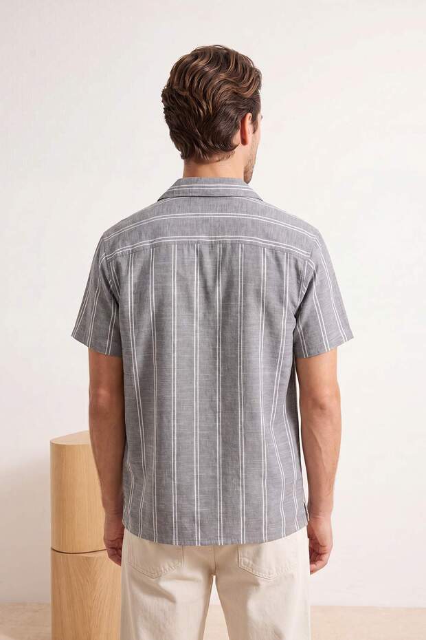 Haki %100 Pamuk Apaj Yaka Kısa Kollu Regular Fit/Normal Kalıp Erkek Gömlek TMNSS26GO00046 - 3