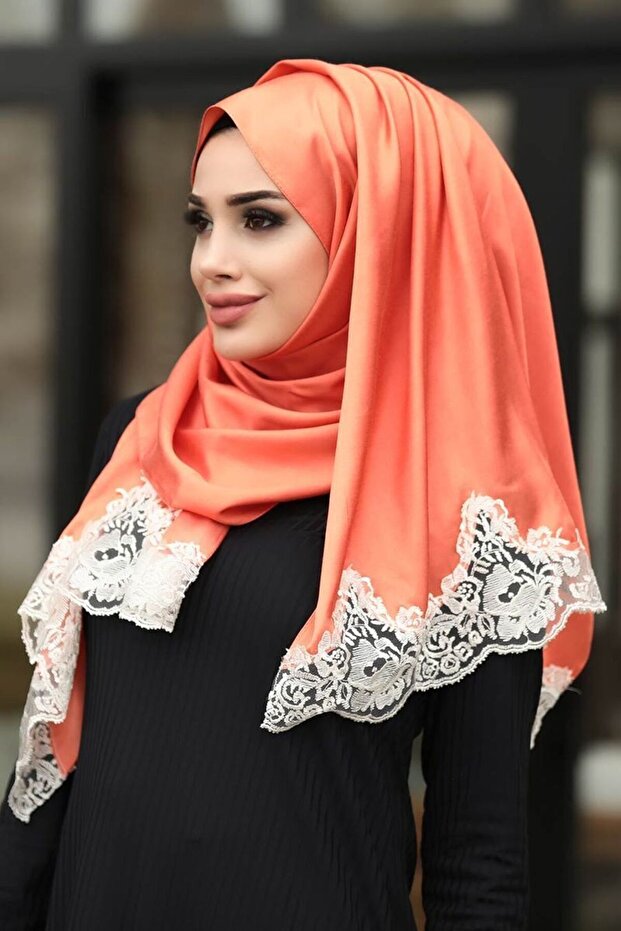 Lace Shawl 1470