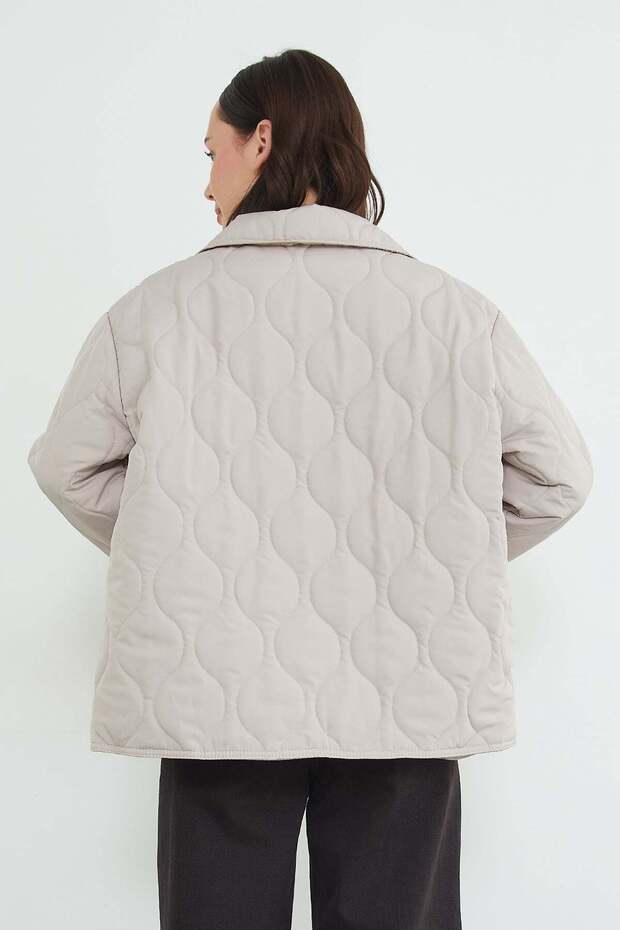Water Wave Patterned Oversized Buttoned Coat - 8