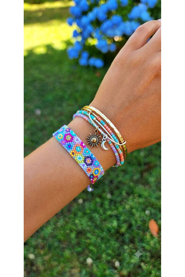 Miyuki Daisy Garden Bracelet