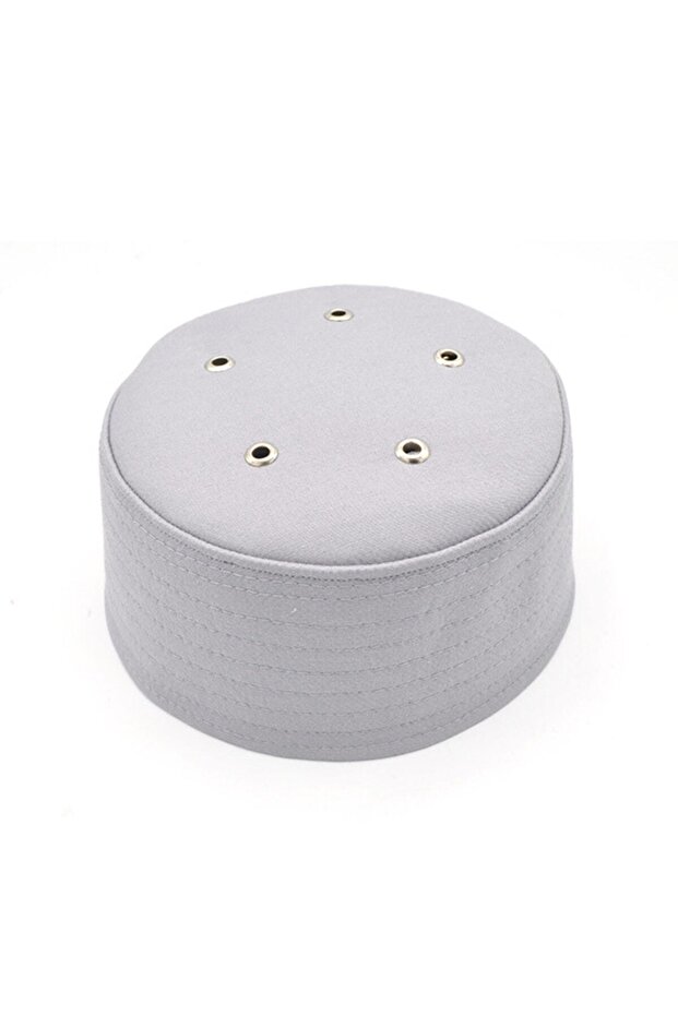 Perforated Mold Prayer Skullcap with Rivets
