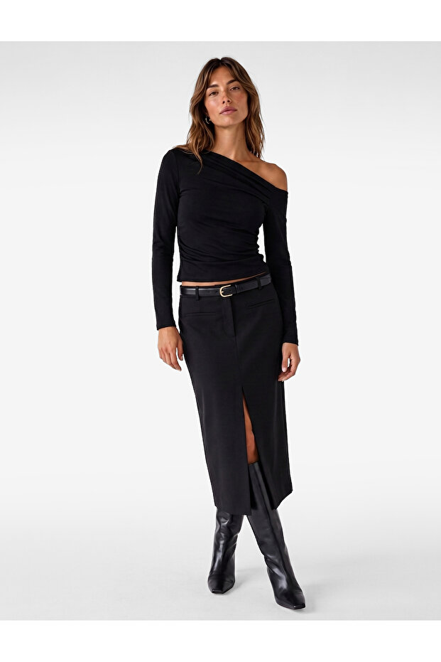 Slim Fit Draped Asymmetrical Cut Long Sleeve One Shoulder T-Shirt