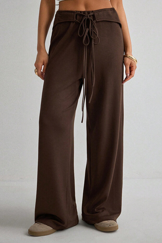 Wide-Leg Sweatpants with Four Lace Details on the Front, High Waist, Comfortable Fit