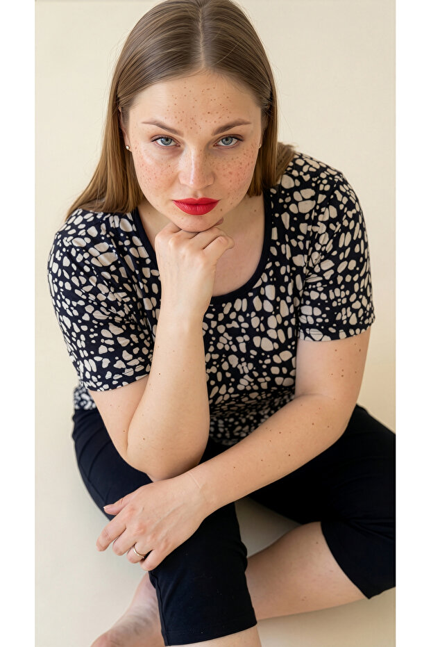 Multi-Colored Patterned Viscose Short Sleeve Plus Size Capri Set