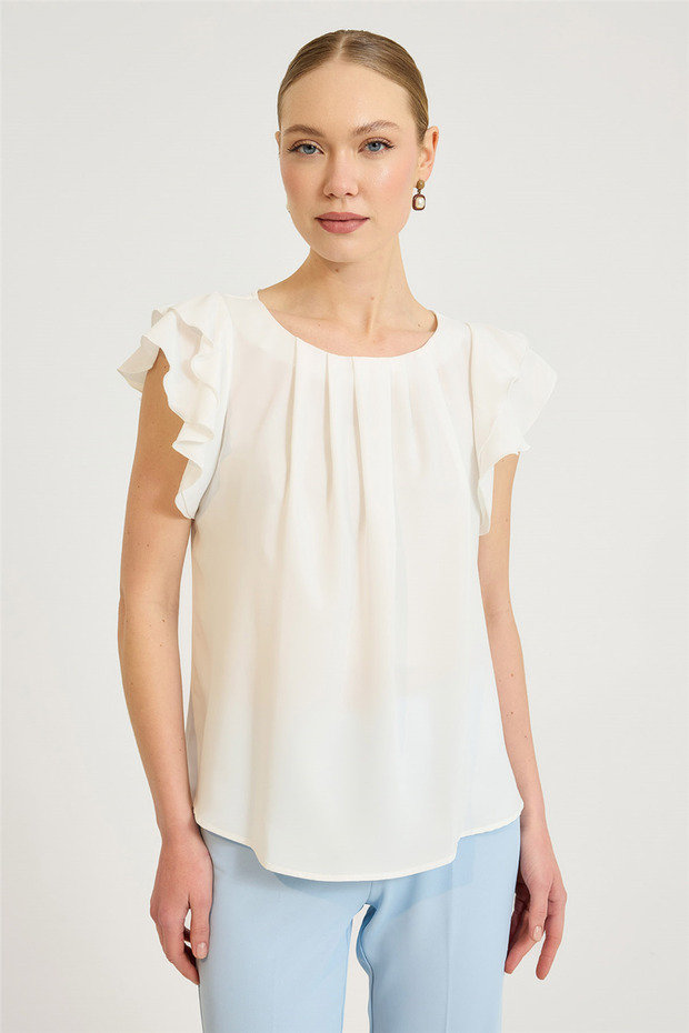 Blouse with Pleated Ruffles on the Front