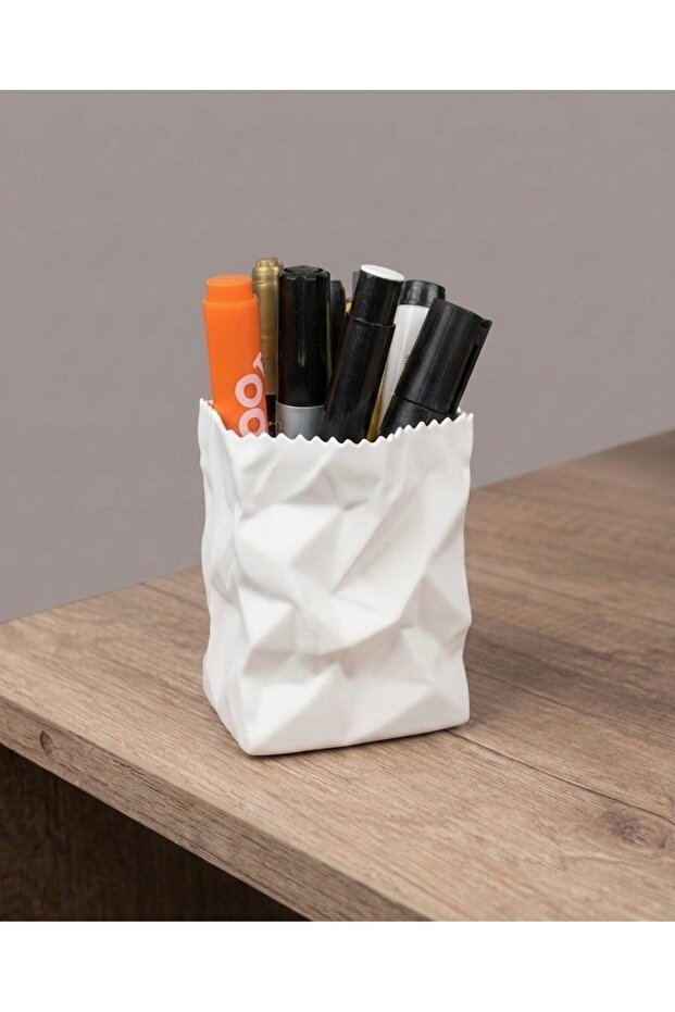 3D Pencil Case with Paper Bag Figure