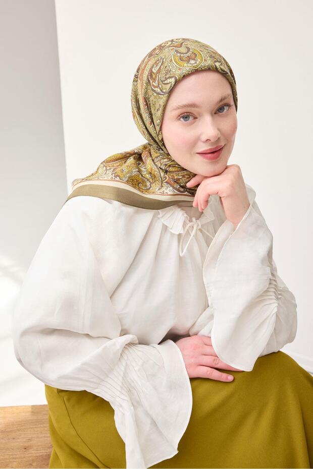 Arve Scarf Noa Khaki 90X90