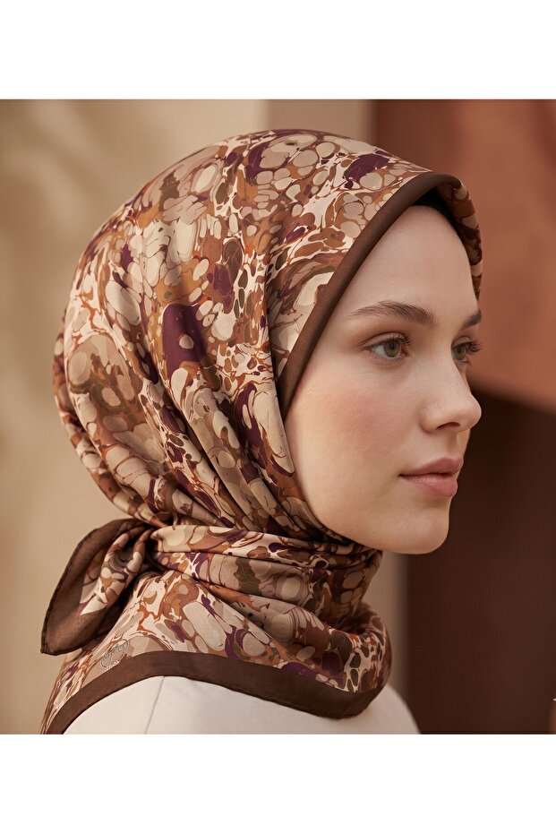 وشاح قطني غير لامع بنمط OCHRE مقاس 90×90 سم