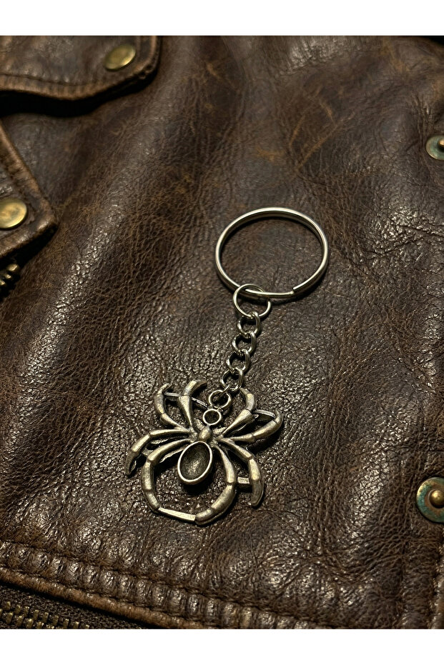 Spider Masculine Design Men's Keychain