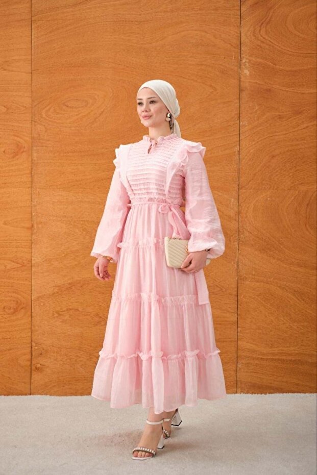 Dominant collar pleated design hijab dress powder