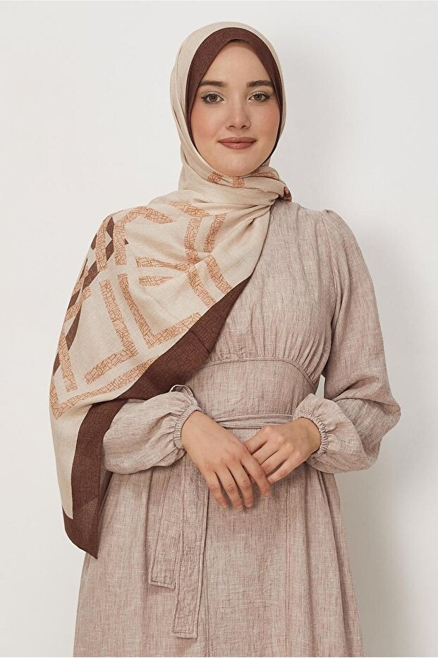 شال فيسكوز منقوش 8628