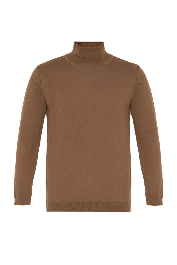 Basic Turtleneck Sweater