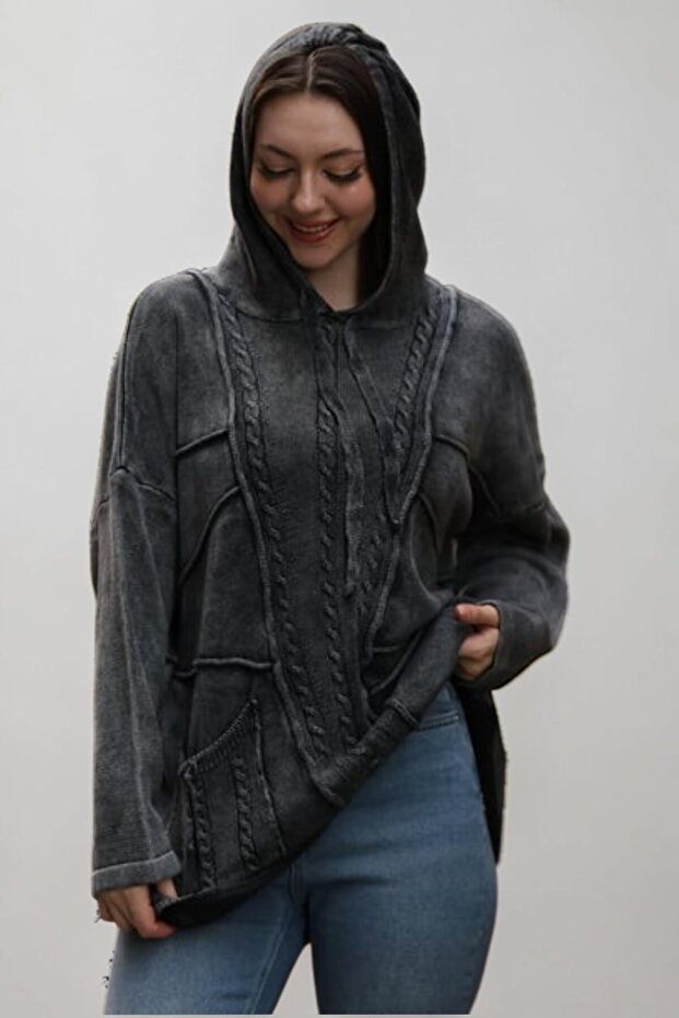 Women's Hooded Front Single Pocket Ethnic Cotton Sweater