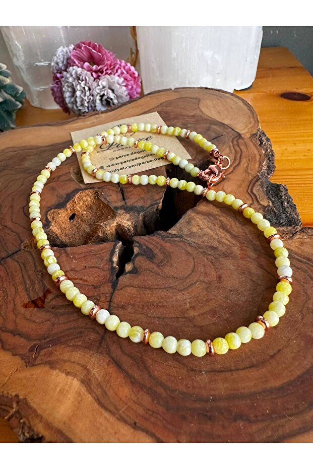 Olivine Stone Design Necklace